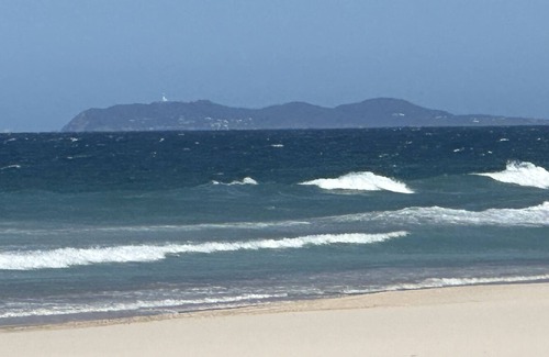 Pottsville House | RV. Coaster van for hire tweed coast 22 feet long 3 meters wide