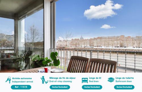 Republique - Les Ponts Apartment | Séjour sur l'île de Nantes avec vue sur la Loire