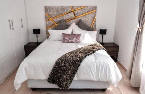 Greater Johannesburg Metropolitan Area Apartment | S&D Luxury Apartment