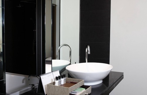 Gwanpyeong-dong Hotel | S& Hotel