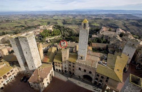 San Gimignano City Centre Apartment | S.M. VICOLO DELL'ORO