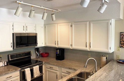 Tucson House | Sabino Canyon Oasis: Where Serenity Meets Adventure