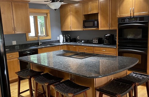 Day House | Sacandaga LakeFront Retreat