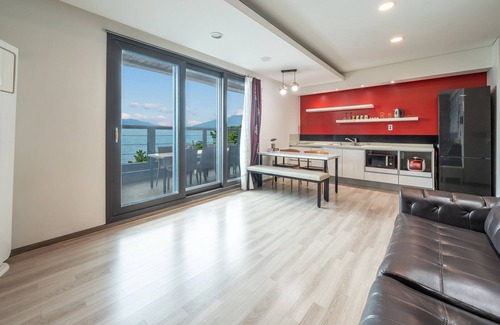 Sacheon House | Sacheon Bichae Pension