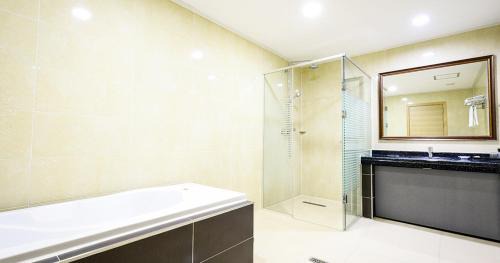 Sacheon Hotel | Sacheon Tourist Hotel