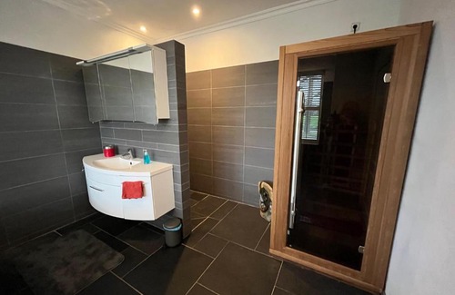 Ulicoten Bed & Breakfast | Sacred Escape