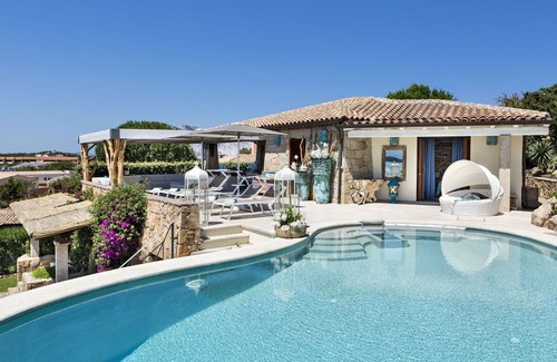 San Teodoro Villa | Saefront Capo Coda Cavallo Villa Morisca