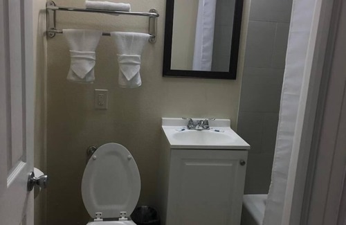 Central City Hotel | Safari Inn Motel