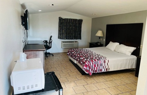 Central City Hotel | Safari Inn Motel