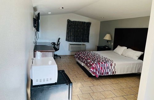 Central City Hotel | Safari Inn Motel