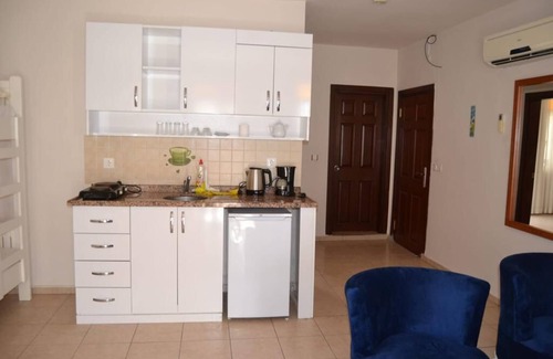 Side Apartment | SAFARİ SUİT APART HOTEL