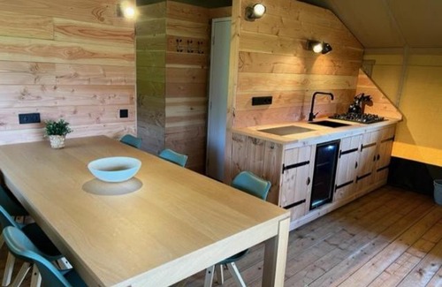 Swalmen Other | Safaritent 1