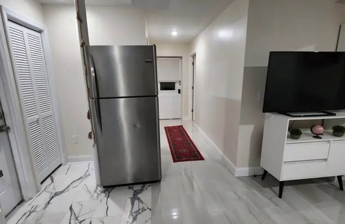 Harrison Condo | Safe Comfortable NYC & Jersey City tourist friendly Home you want to stay in!