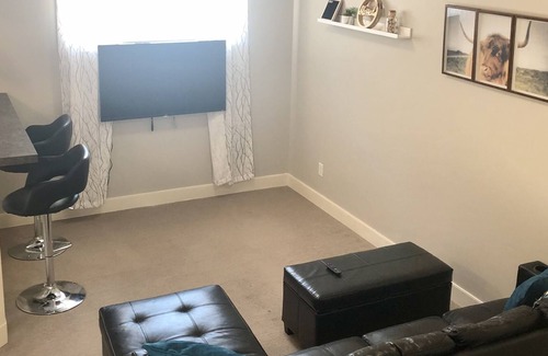 Red Deer Apartment | Safe, Cozy, Pet Friendly Separate Entrance Suite