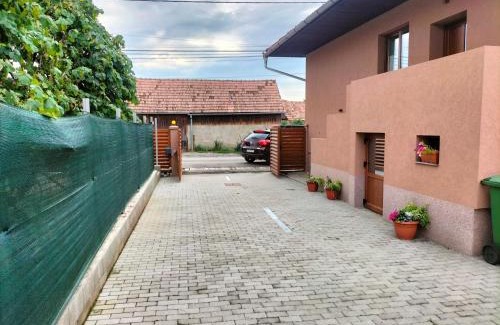 Odorheiu Secuiesc Villa | Safrany kulcsoshaz