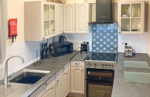 Truro House | Sage Cottage