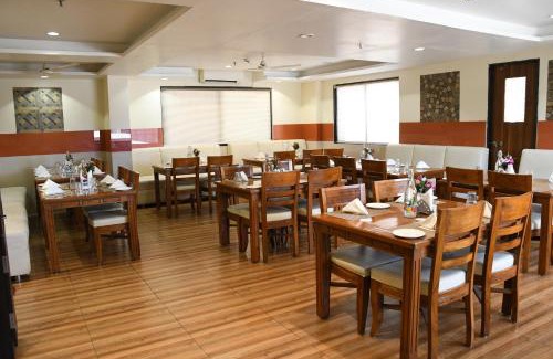 Shirdi Hotel | Sai Neem Tree Hotel