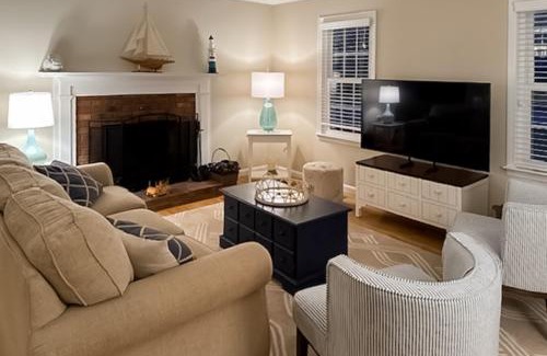 Harwich House | Sail Away