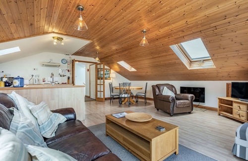 Yarmouth Apartment | SAIL LOFT, family friendly, country holiday cottage in Yarmouth