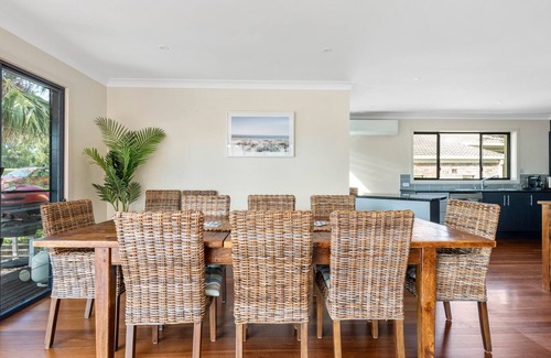 Mollymook Beach House | Sails on Bannister, Mollymook
