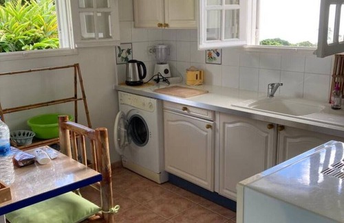 Saint-Claude House | Saint-Claude -Gites les Colibris