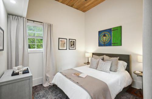 Faubourg Marigny House | Saint Claude Stunner