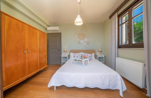 Mazarakata House | Saint George Castle Villa with sea view