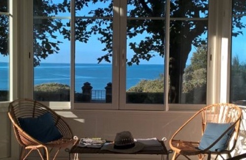 Saint-Marc-sur-Mer Villa | Saint Marc, villa with sea view, sleeps 14.