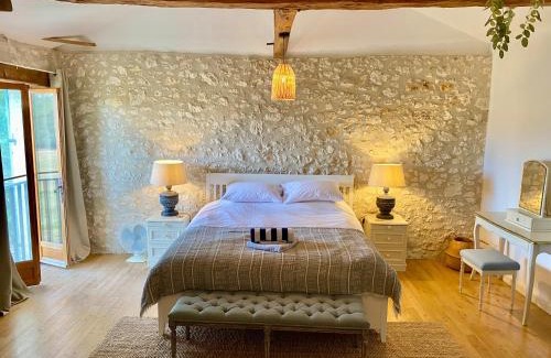 Eymet House | Saint-Marthe Sleeps 20 with Pool