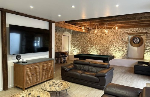 Saint-Pierre-de-Boeuf Bed & Breakfast | Saint Pierre cottage