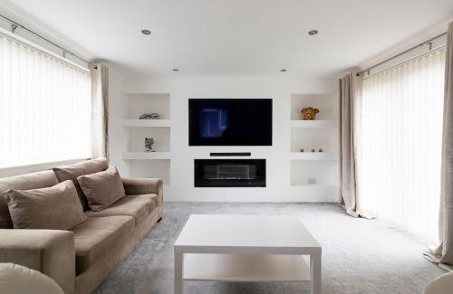 Leicester House | Saintbury House