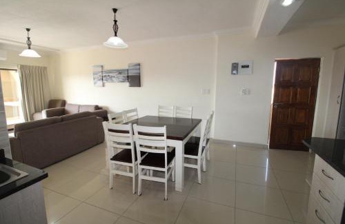 Margate Apartment | Saints View Resort Unit 9