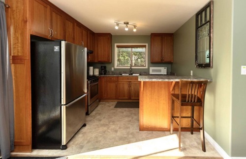 Tofino House | Salal Forest - 2 bedroom cabin in the forest