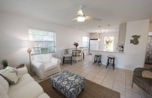 Highland Park Delray Villa | SALE!-5/6 thru 6/30, 25%off-Stay any7-Nites-3 blocks to DntwAtlantic Shops/Beach