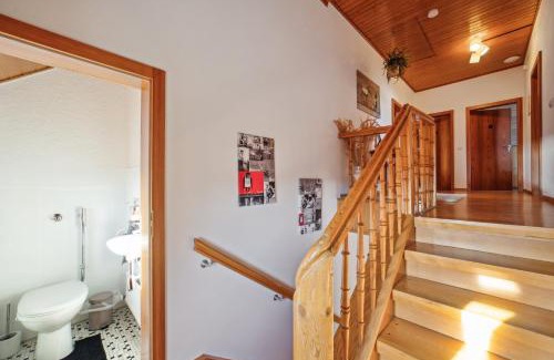 Bayreuth Apartment | Salí Homes K39 Monte-Carlo -Spacious 6-Bedroom Apartment with Terrace and Garden Views in Bayreuth Ideal for Groups