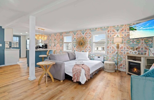 Salisbury Beach Apartment | Salisbury Sol | Here Comes The Sun | Pet Friendly