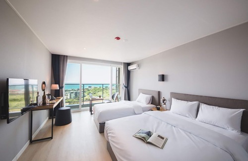 Aewol Hotel | Sally's Jeju