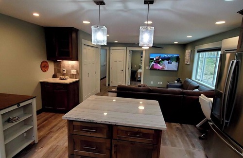 Pacific City Apartment | SaltLyfe Surf Shack 1 Bd/1Bth 2 min walk to beach