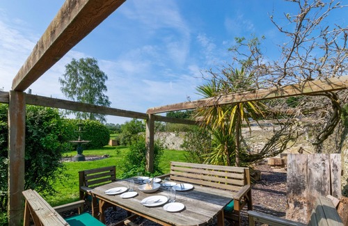 Boughton Monchelsea House | Salts Barn - Two Bedroom House, Sleeps 4