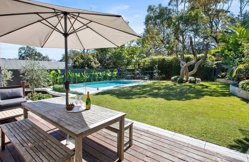 Avalon Beach House | Saltwood House by Beach Stays