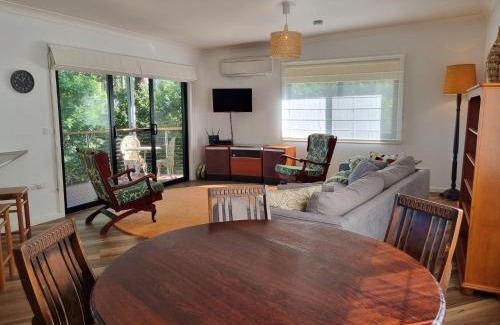 Long Beach House | Salty Dog