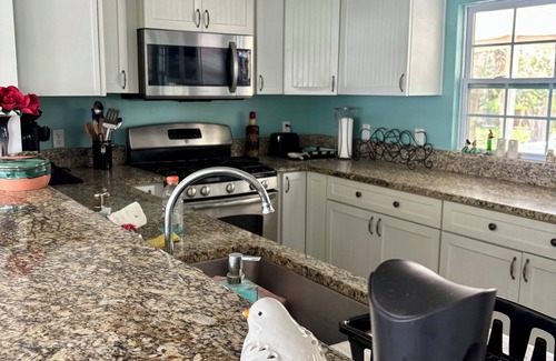 Crystal River Cottage | Salty Kayaker's Red Fish Cove Cottage