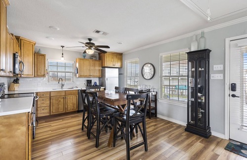 Crystal Beach House | Salty Seahorse Studio, steps from the sand!