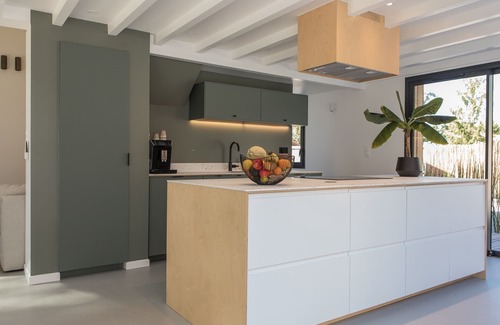 Soustons Villa | Salty Woods Lodge 6 bedrooms & 6 bathrooms Walking distance from beach 12p