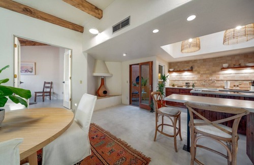 Sam Hughes House | Sam Hughes/2 BR 1.5 BA/Completely Remodeled