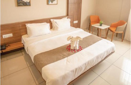 Vijayanagar Hotel | Samasth Palatial