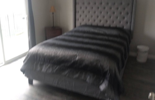 Raisin House | Sambanni Inn "Cozy" large pool and back yard relaxing quite home.