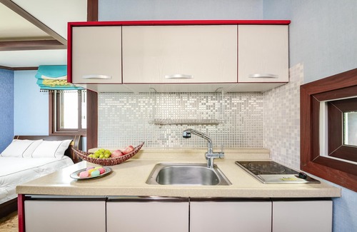 Samcheok House | Samcheok Duelkkot Pension