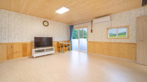 Samcheok House | Samcheok Elroi Pension