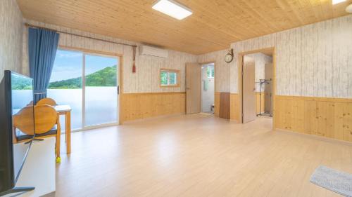 Samcheok House | Samcheok Elroi Pension